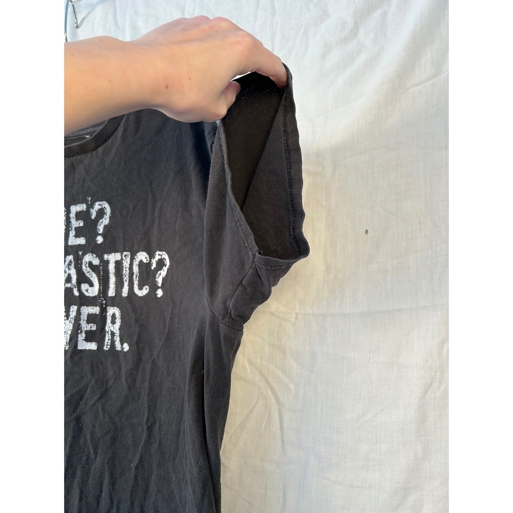"Me Sarcastic Never" Graphic T-Shirt Humor Tee Woman's  M #2247 - Picture 5 of 11